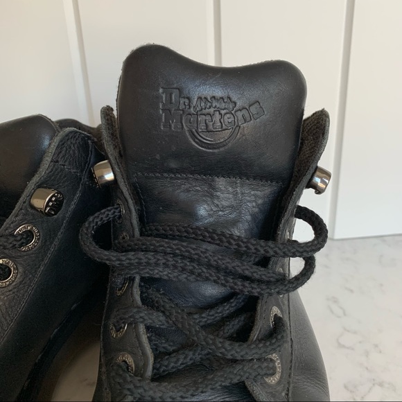 Dr. Martens 8550 boots - Picture 7 of 8